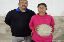 Netball player Khushboo: पिता के निधन के बाद भी खुशबू ने जमकर बहाया पसीना, नेशनल
नेटबॉल गेम्स के लिए CG की टीम में हुआ चयन - image