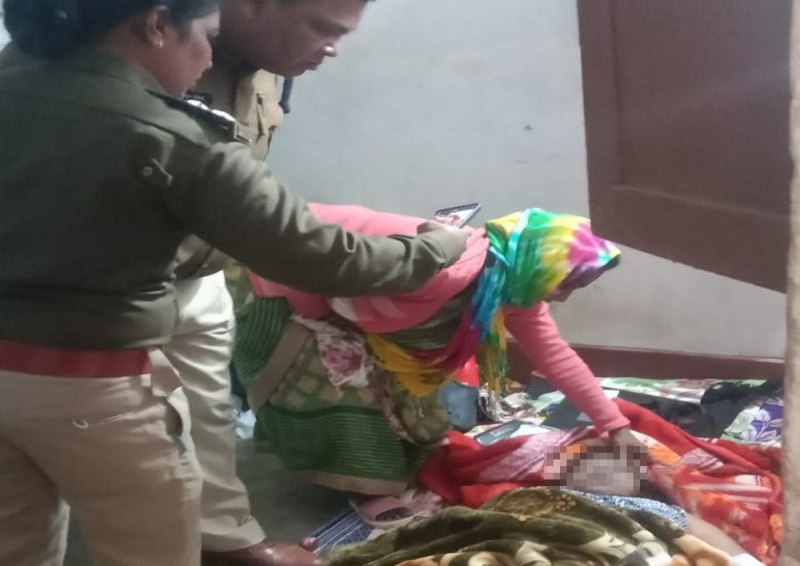 Commits suicide: नर्सिंग छात्रा की किराए के मकान में फांसी पर लटकती मिली लाश, कॉल रिसीव नहीं किया तब चला पता