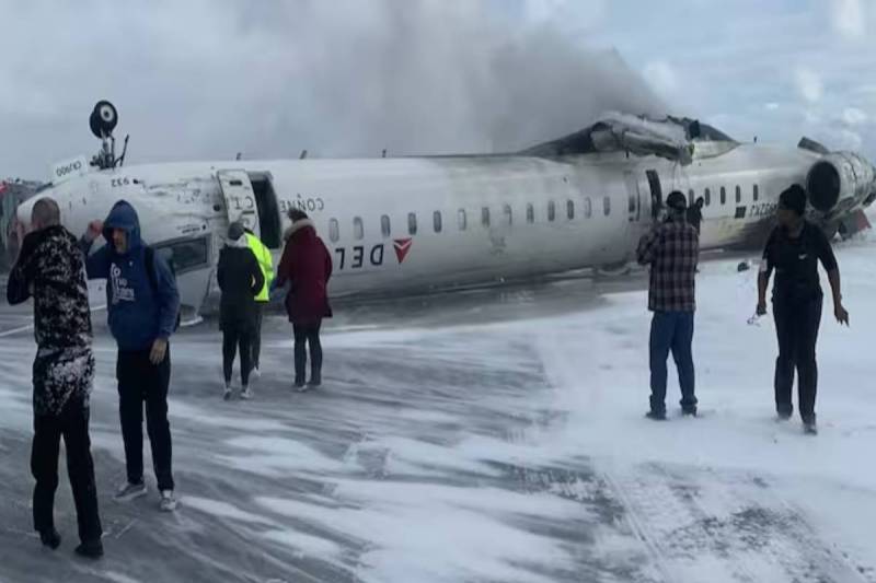 Plane Crash In Toronto