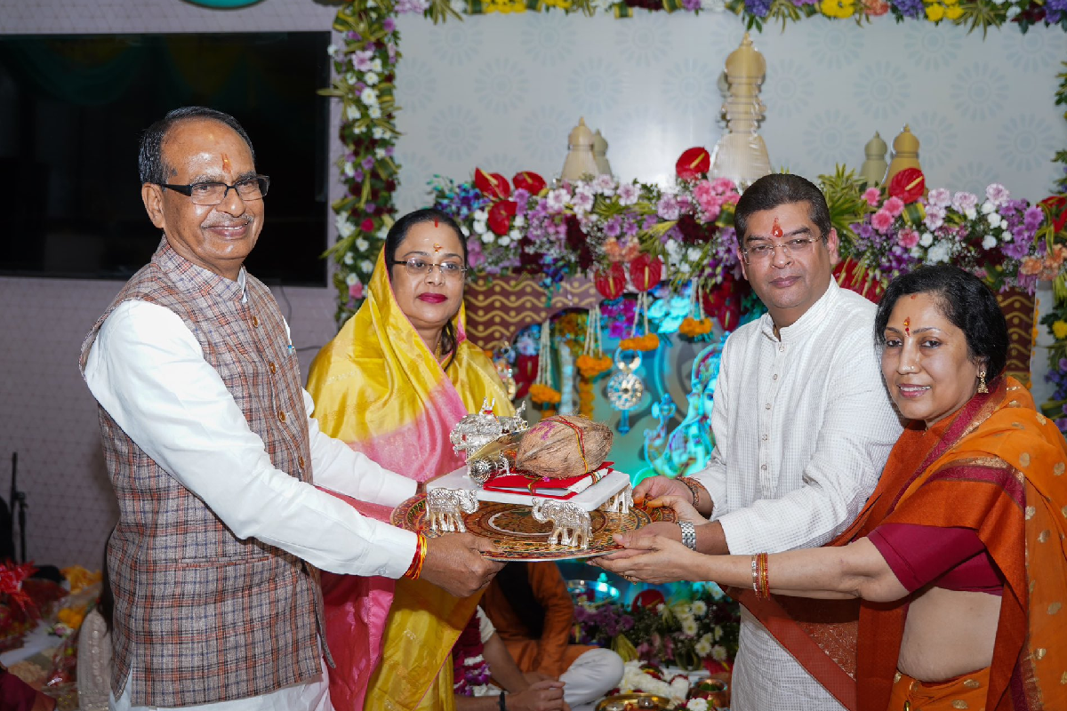 शिवराज सिंह के घर शुरू हुई शादी की रस्में, देखें वीडियो