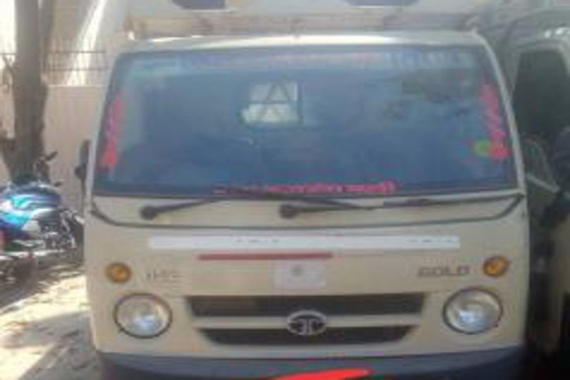 CG crime: चोरी करने के बाद चोरों की खराब निकली किस्मत, भागते समय पंक्चर हो गया टाटा मैजिक वाहन, फिर…