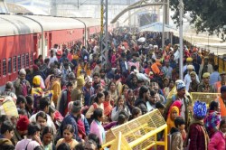 Lucknow Train Rush Kumbh: महाकुंभ 2025: वीकेंड पर ट्रेनों में उमड़ा श्रद्धालुओं
का सैलाब, 25 हजार से अधिक भक्त रवाना - image