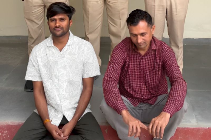 Trying to cheat in REET exam