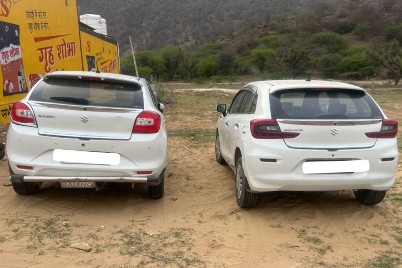 Two-cars-with-same-number