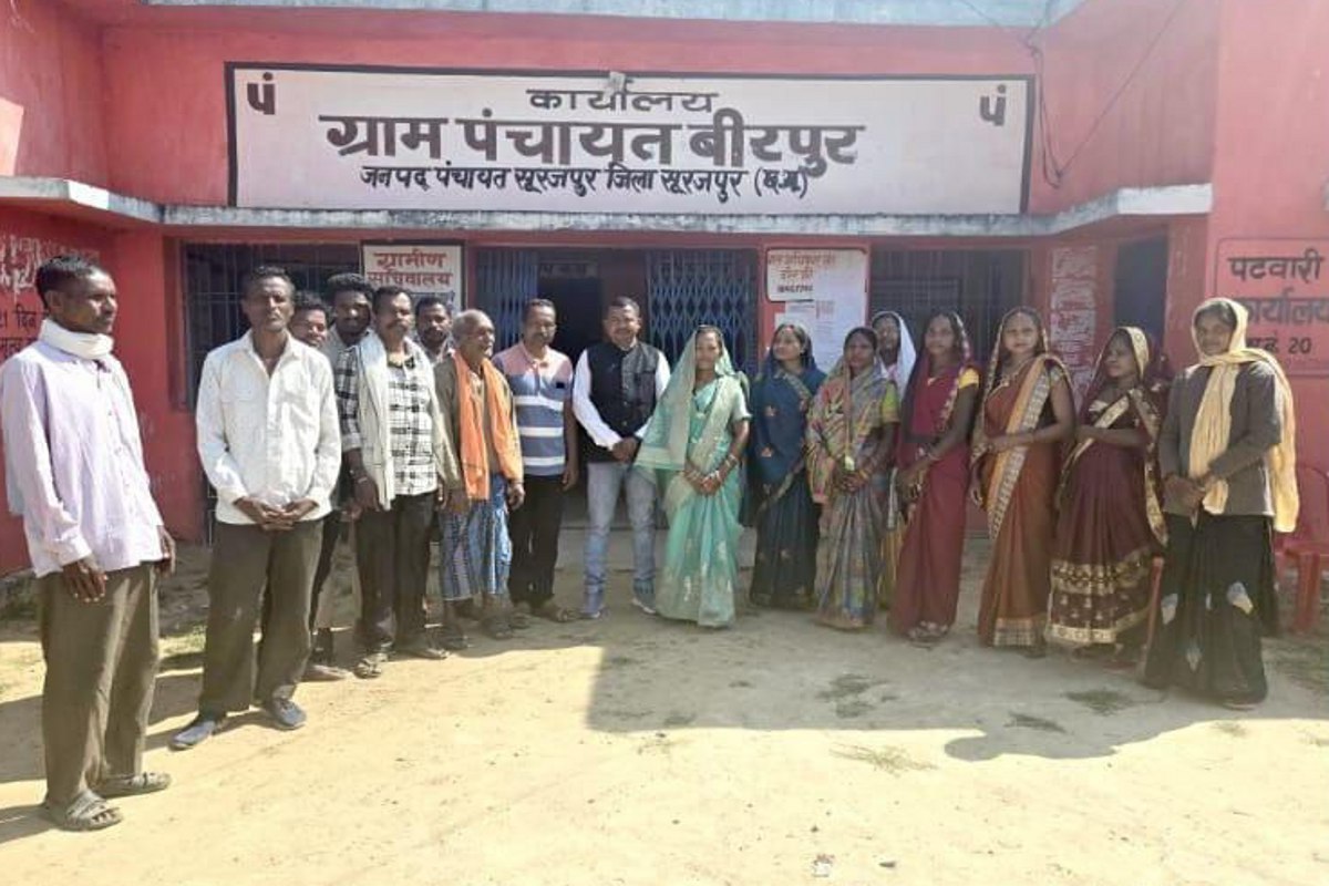 CG Panchayat election: मंत्री लक्ष्मी राजवाड़े के गृह ग्राम वीरपुर में निर्विरोध
निर्वाचित हुए सरपंच व सभी पंच, ये बोलीं मंत्री