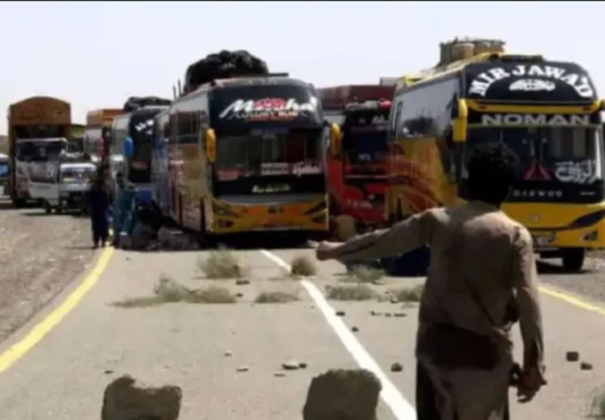 Punjabis killed in Pakistan in bus attack