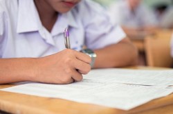 Board Exam: आपका बच्चा भी देने जा रहा है बोर्ड एग्जाम, तो पढ़ लें ये काम की खबर - image