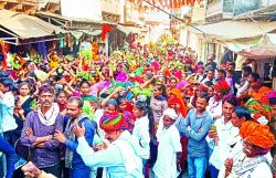 श्रीदेवनारायण भगवान जयंती के अवसर निकाली कलश यात्रा, भजनों पर किया नृत्य - image