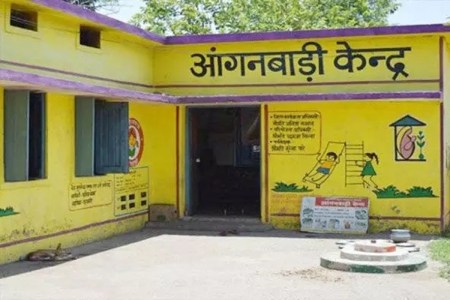 Aganwadi Bharti 2025: आगनबाड़ी सहायिका के रिक्त पदों पर निकली भर्ती, इस तारीख तक जमा करें आवेदन