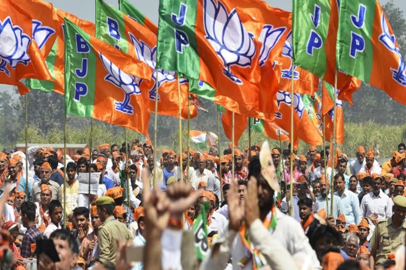 CG Election 2025: BJP का बड़ा एक्शन! 14 बागी नेताओं को दिखाया पार्टी से बाहर का रास्ता, देखें नाम