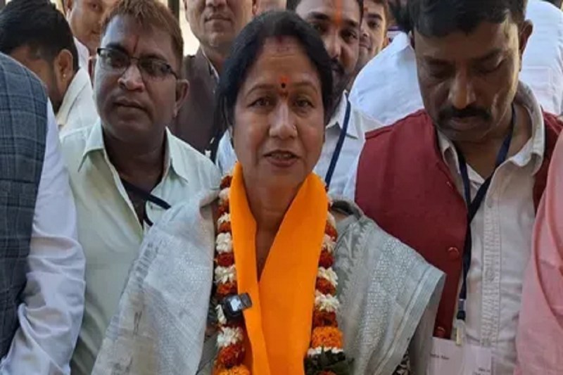 CG Politics: नवनिर्वाचित महापौर अल्का बाघमार कल लेंगी शपथ, 60 पार्षद भी होंगे शामिल