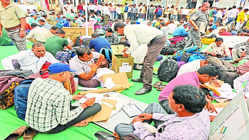 त्रिस्तरीय पंचायत चुनाव के तहत 20 दिसंबर को दूसरे चरण के लिए बालोद ब्लॉक में पंच, सरपंच, जनपद पंचायत सदस्य, जिला पंचायत सदस्य पद के लिए मतदान होगा।