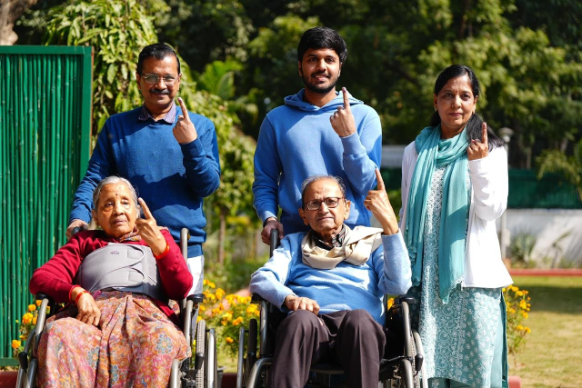 Arvind Kejriwal along with his family cast his vote today.