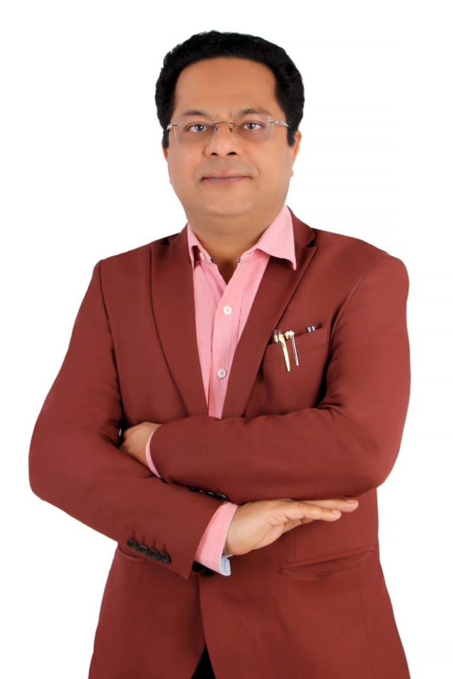 Professor Dr. Mayank Vats, a prominent expatriate doctor of Jaipur origin from Rajasthan, serving in Dubai.