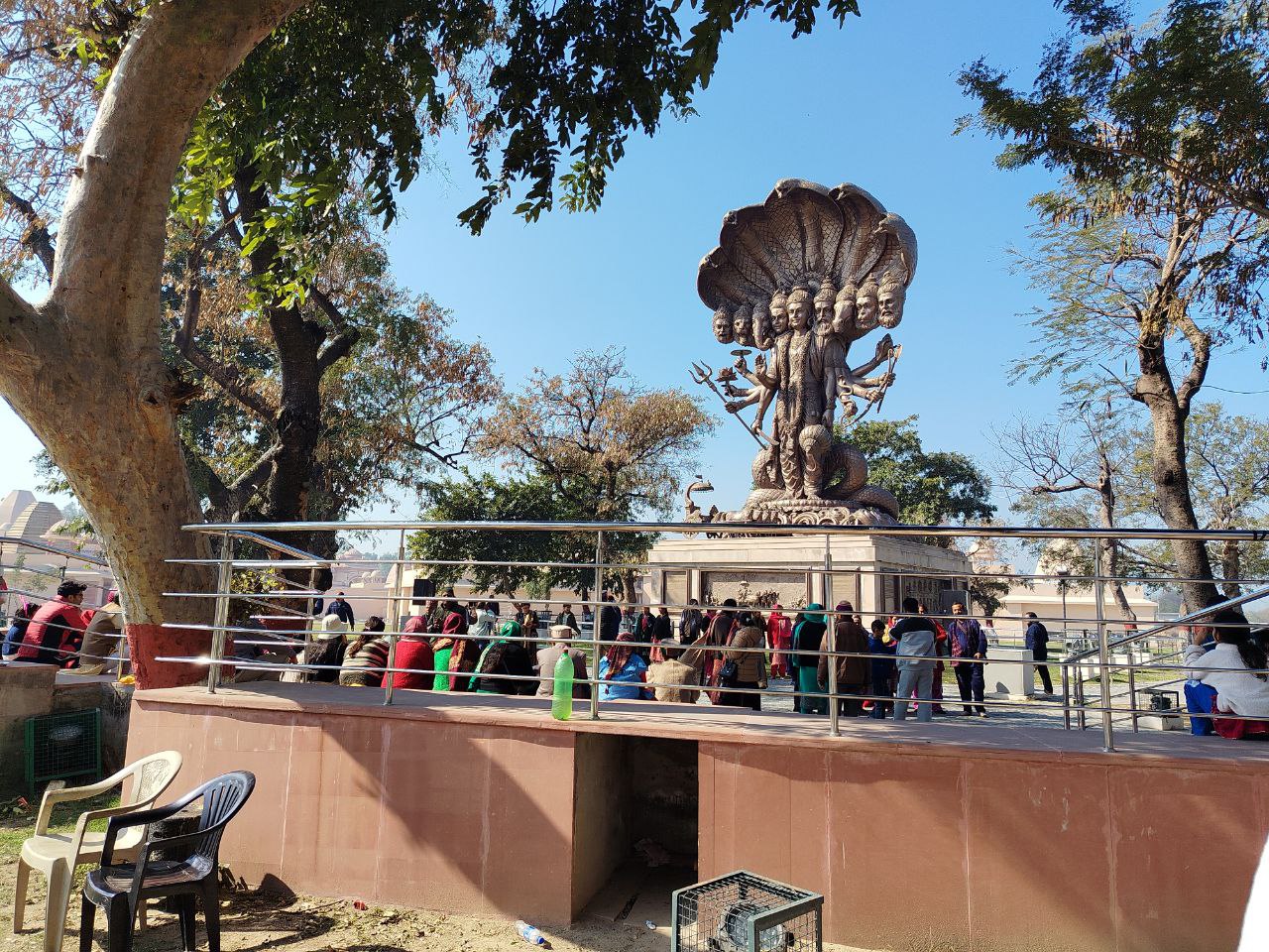 VIDEO: जिले से सैकड़ों श्रद्धालु कुरुक्षेत्र पानीपत के चुलकाना धाम पहुंचे