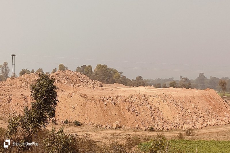 बडेरा ग्राम पंचायत में किया जा रहा कार्य।