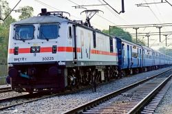 Train News: होली पर घर जाने की न लें टेंशन, राजस्थान से चलेगी 2 और होली स्पेशल
ट्रेन, जानें रूट और टाइमिंग - image