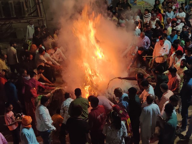 Holika Dehan