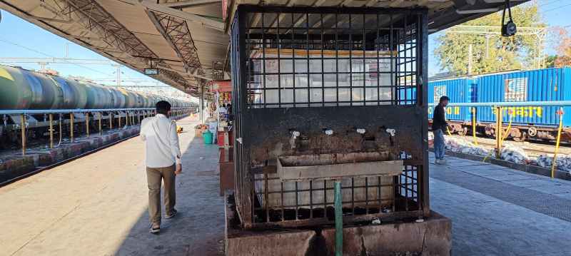 Bina station once used to get awards for better arrangements, now there is a need for improvement everywhere