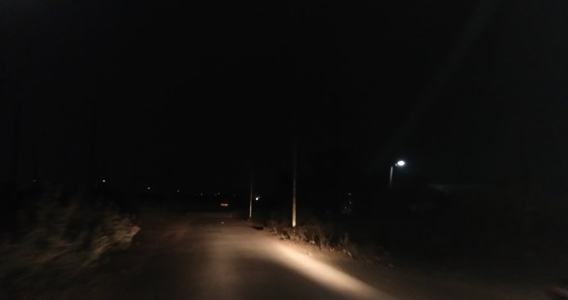 Malkhedi Station Road becomes dark as the evening falls, passengers remain scared