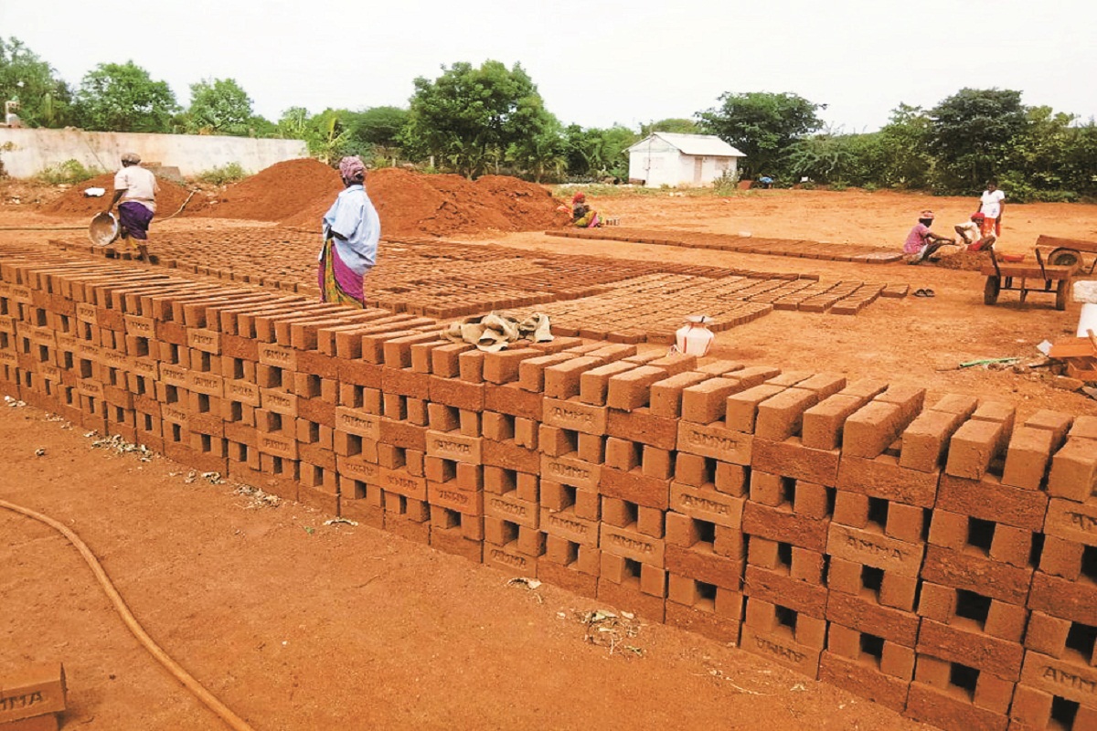 CG News: एक्शन मोड में खनिज विभाग, 35 लाल ईंट भट्टा संचालकों को थमाया नोटिस