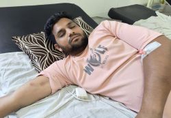 बस स्टैंड पर यात्रियों पर मधुमक्खियों ने किया हमला, एक दर्जन से ज्यादा आए चपेट
में - image
