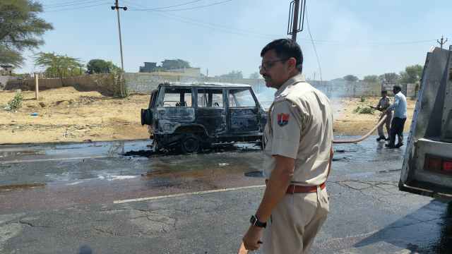 jeep and bike accident in churu