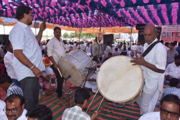 Dandiya festival in Nagaur: Dandiya performed with enthusiasm, crowd gathered