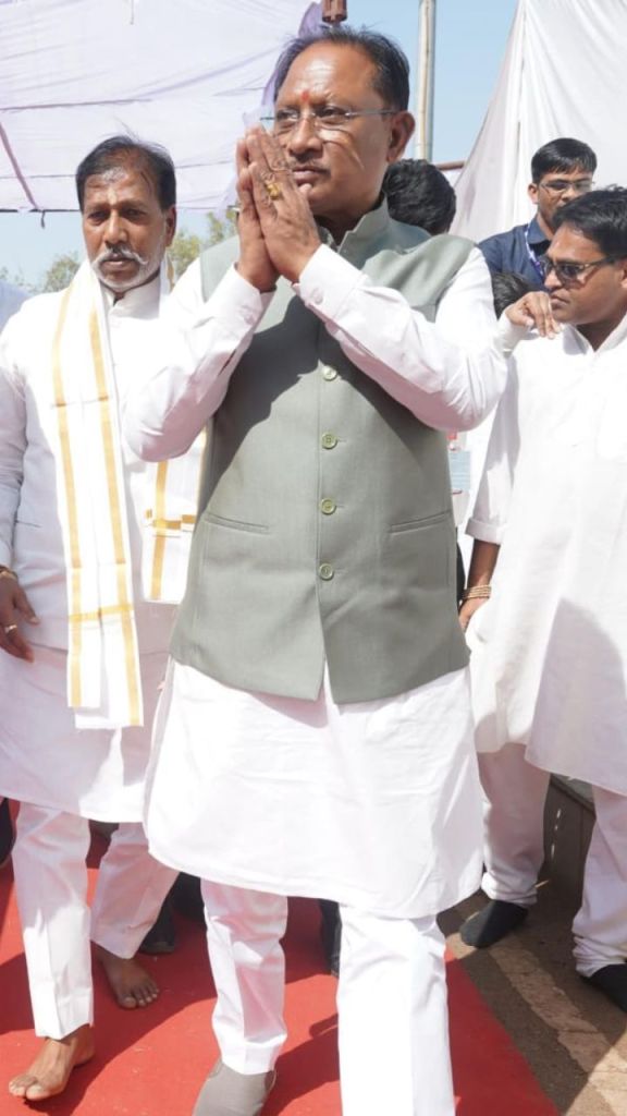 Girodpuri Mela: CM साय गिरौदपुरी मेला में हुए शामिल, की ये बड़ी घोषणा, देखें
