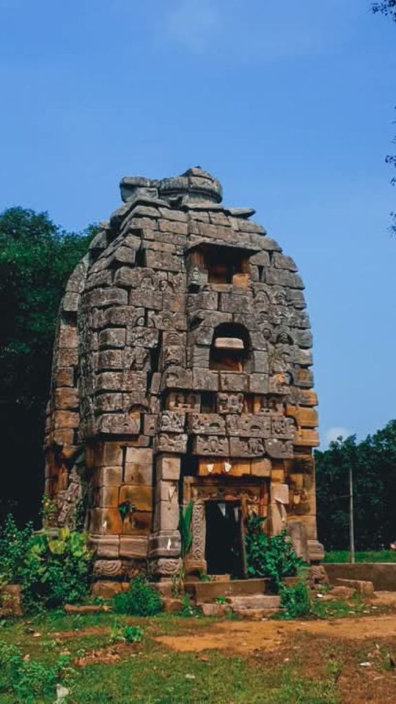 रहस्यों से भरा है छत्तीसगढ़ का ये मंदिर, यहां नहीं है कोई भी मूर्ति, फिर भी लोग करते हैं पूजा