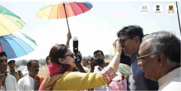 Raipur News: नवा रायपुर अटल नगर को आर्ट ऑफ लिविंग की सौगात, देखें तस्वीरें 
