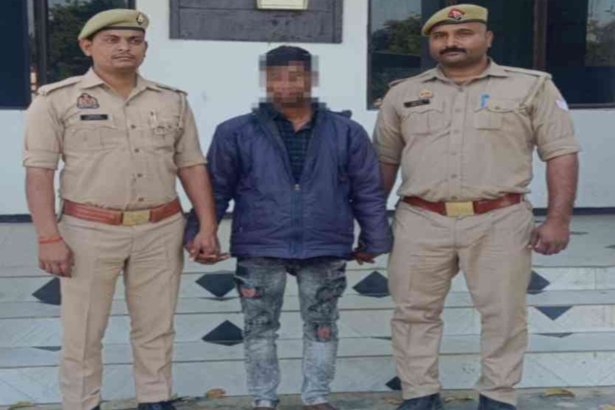 Barabanki News: प्रेमिका के लिए बेटे ने कर दी पिता की हत्या, खुलासा हुआ तो पुलिस
भी रह गई सन्न