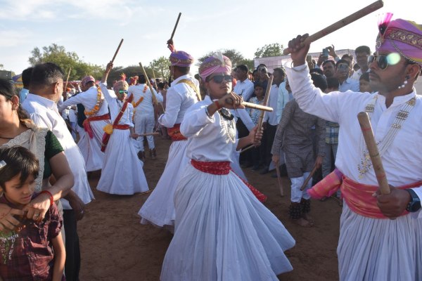 Dandiya festival in Nagaur: Dandiya performed with enthusiasm, crowd gathered