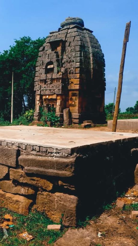 रहस्यों से भरा है छत्तीसगढ़ का ये मंदिर, यहां नहीं है कोई भी मूर्ति, फिर भी लोग करते हैं पूजा