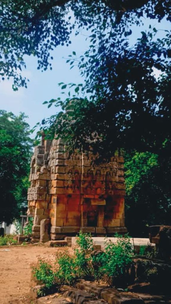 रहस्यों से भरा है छत्तीसगढ़ का ये मंदिर, यहां नहीं है कोई भी मूर्ति, फिर भी लोग करते हैं पूजा