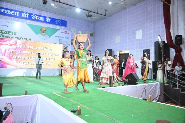 CG News: नारी शक्ति ने रचा नया कीर्तिमान! रैंप पर दिखाई आत्मविश्वास की झलक, मंत्री राजवाड़े ने कही ये बात