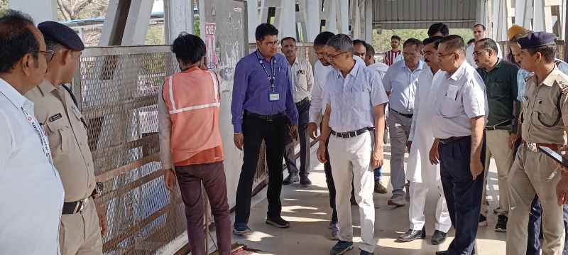 Platform number two will be converted into a BLT track so that dirty water does not accumulate