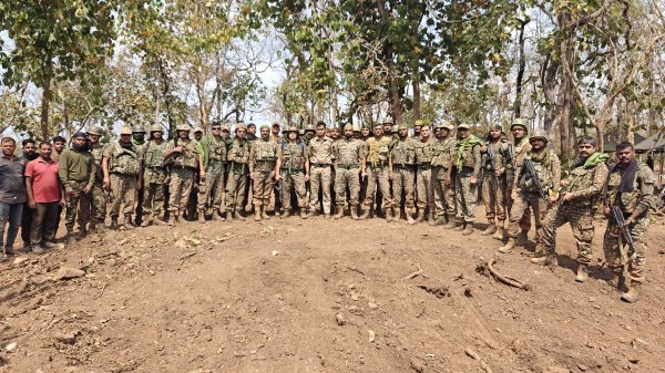 नक्सल प्रभावित इलाके में ITBP ने लगाया कम्प, मार्च 2026 तक नक्सलवाद का होगा ख़त्म, देखें Photo...