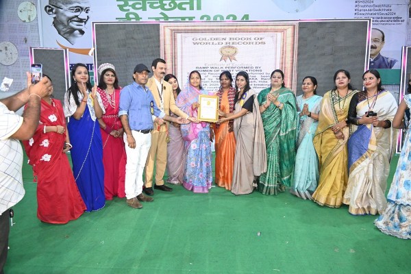 CG News: नारी शक्ति ने रचा नया कीर्तिमान! रैंप पर दिखाई आत्मविश्वास की झलक, मंत्री राजवाड़े ने कही ये बात