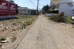 देवनगर कॉलोनी की जर्जर सड़क दे रही दर्द - image