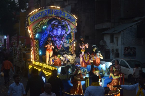 Raipur News: चेट्रीचण्ड्र पर्व पर भगवान झूलेलाल की शोभायात्रा, देखें तस्वीरें 
