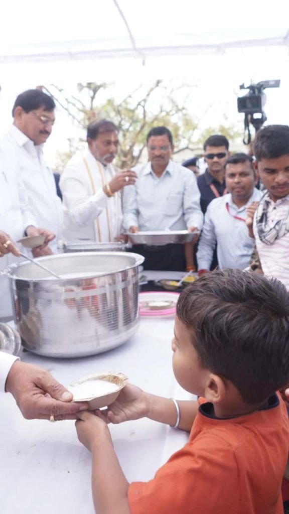 Girodpuri Mela: CM साय गिरौदपुरी मेला में हुए शामिल, की ये बड़ी घोषणा, देखें
