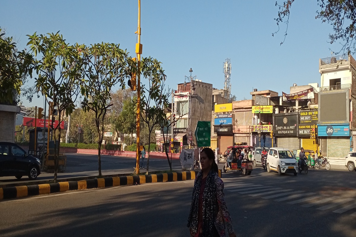 RajasthanWeather : जयपुर में मौसम का मिजाज होने लगा गर्म, लोगों के छूटने लगे
पसीने