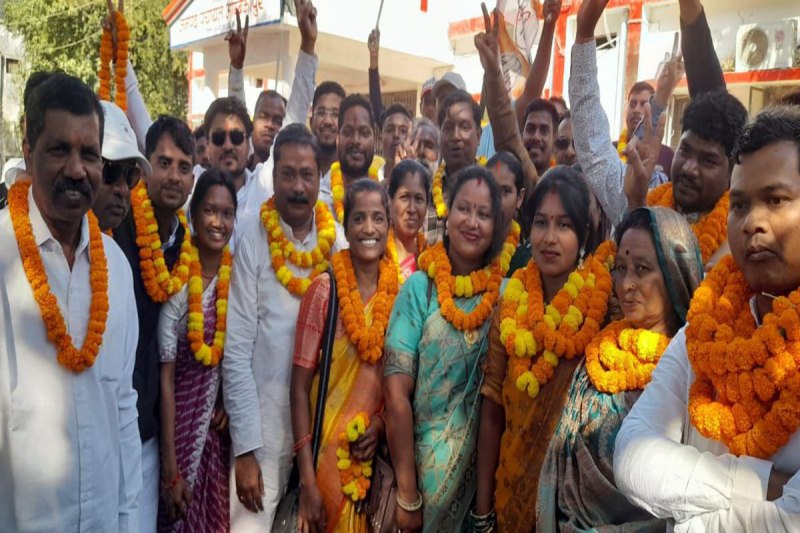 BDC President Election Results: सरगुजा के 7 जनपदों में 5 पर भाजपा तो 2 पर कांग्रेस का कब्जा, अंबिकापुर में 3 BDC ने की क्रॉस वोटिंग