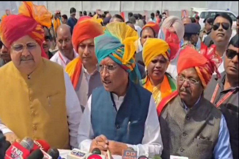 Mayor and councilor oath ceremony : CM की मौजूदगी में मेयर समेत नवनिर्वाचित पार्षदों ने किया शपथ ग्रहण, शुद्धिकरण विवाद पर सीएम ने कही ये बातें…