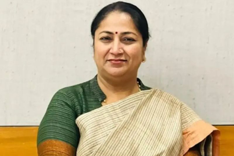 MLA Salary: दिल्ली विधानसभा में भाजपा के साथ आई आम आदमी पार्टी, विधायकों को वेतन के साथ मिलेंगी ये सुविधाएं