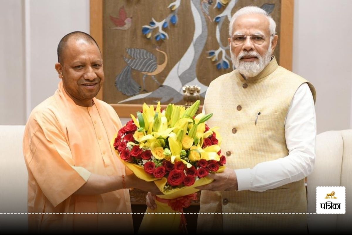 CM Yogi Meet PM Modi (1)