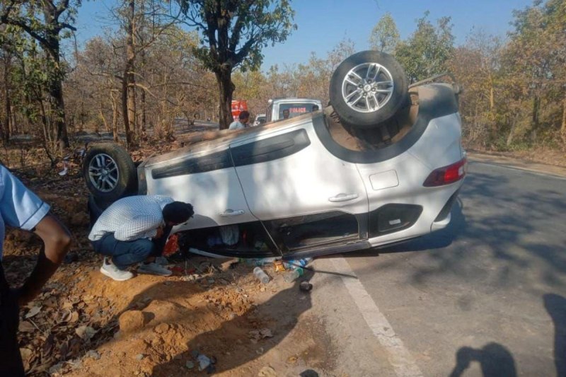 Car accident: कार हादसे में घायल नवनिर्वाचित सरपंच की मौत, जीत के बाद भगवान के दर्शन करने गया था ओडिशा