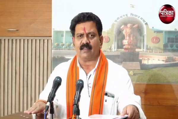CG Breaking: नक्सल मुक्त गांव को सरकार देगी 1 करोड़ का इनाम, डिप्टी सीएम का बड़ा ऐलान...