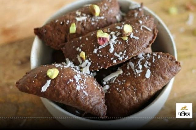 Chocolate Gujiya